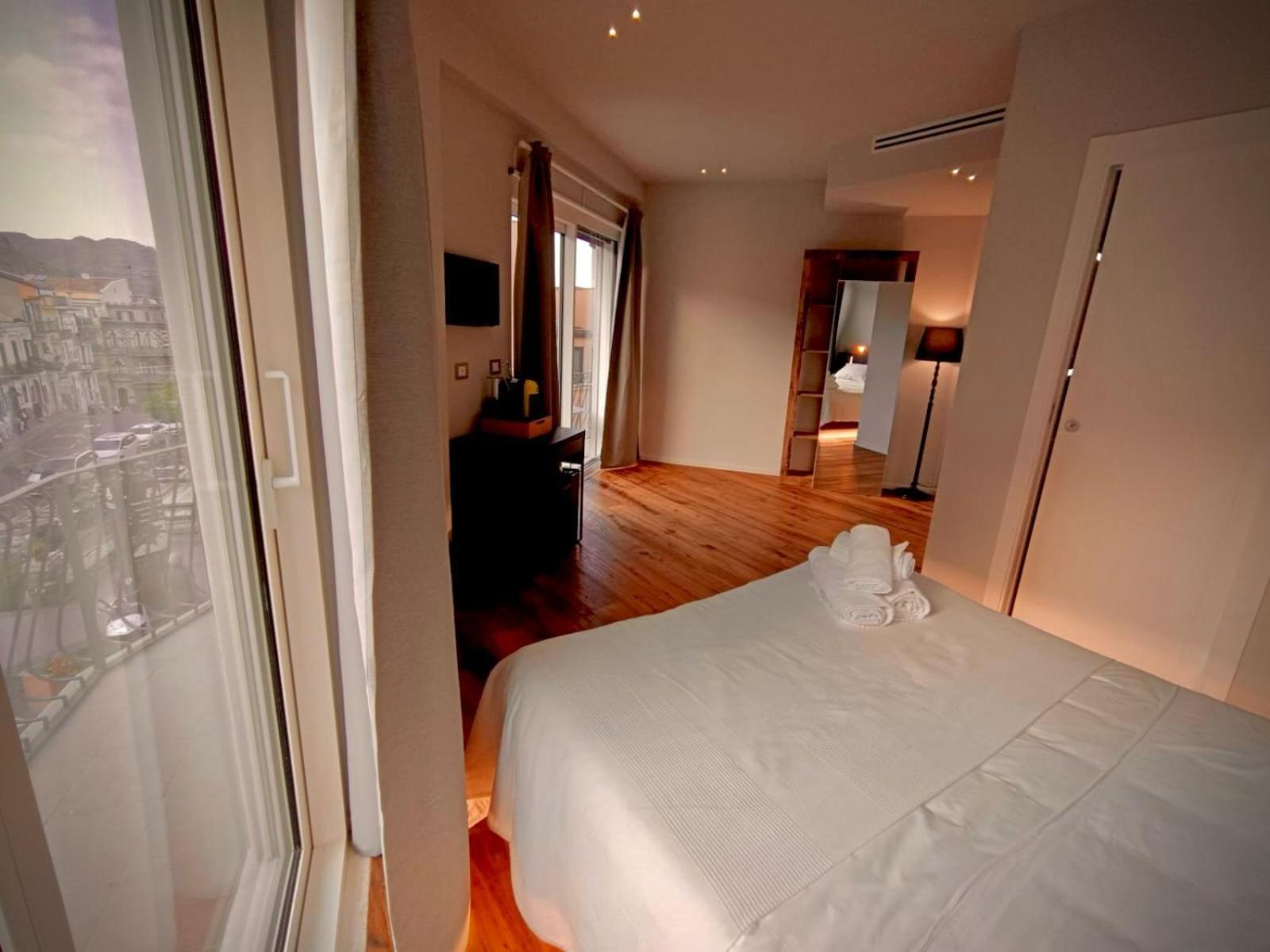 Taormina Boutique Rooms Экстерьер фото