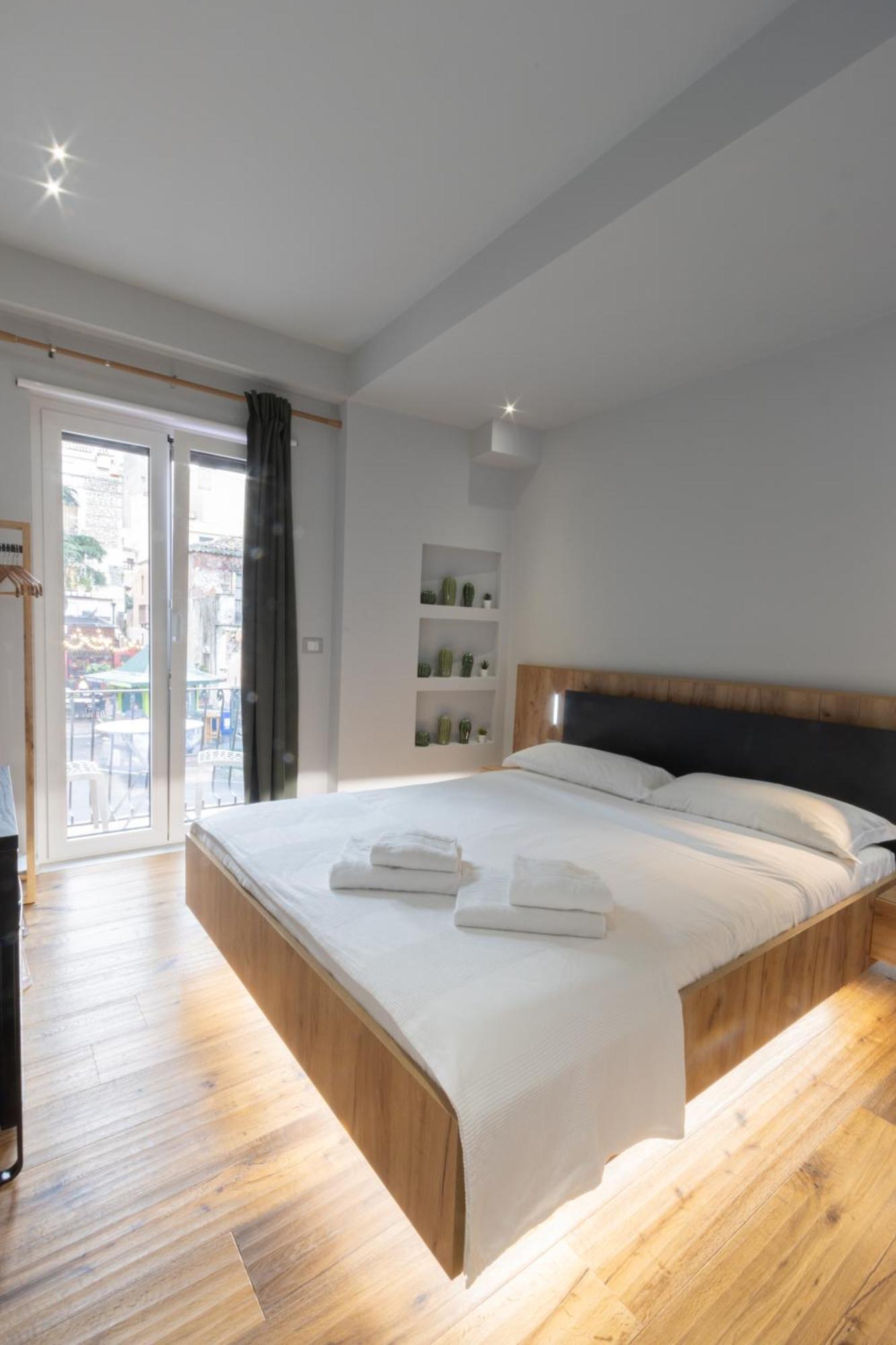 Taormina Boutique Rooms Экстерьер фото